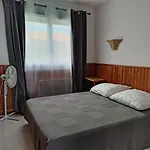 T2 Mezzanine Avec Terrasse - 6 Couchages - 6riche23 Vila *