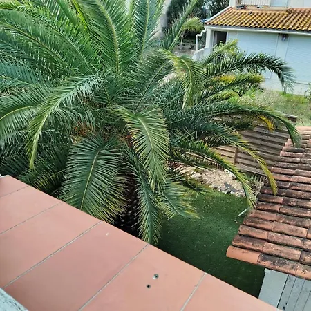 T2 Mezzanine Avec Terrasse - 6 Couchages - 6riche23 *