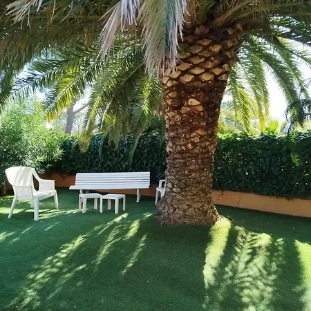 T2 Mezzanine Avec Terrasse - 6 Couchages - 6riche23 *
